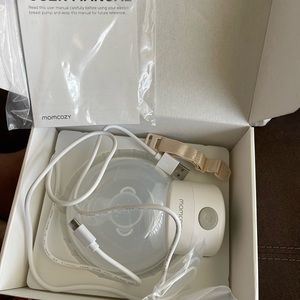 Momcozy pump